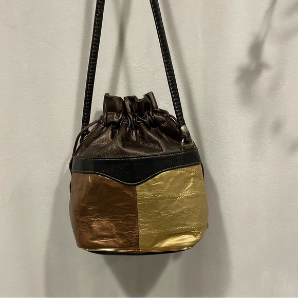 Vintage 70’s-80’s studio 54 mini leather metallic bucket bag crossbody pochette - Picture 5 of 7